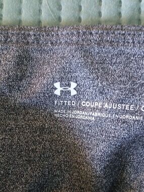 Under Armour Gray Heather Fitted Athletic Leggins with White Logo